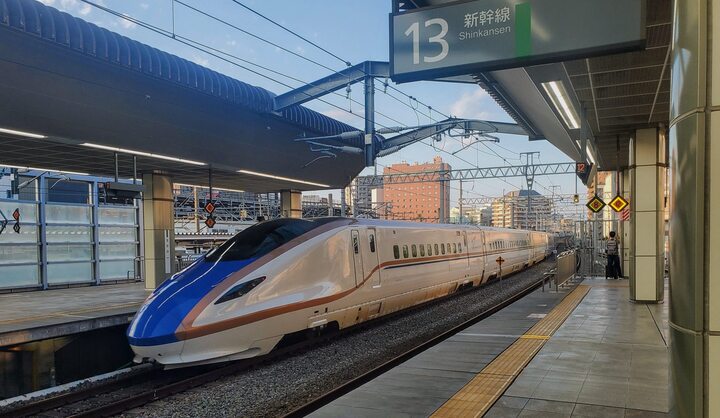 Clean bullet train in Tokyo station